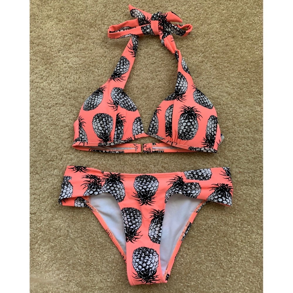 PINEAPPLE PRINT BLACK AND PINK BIKINI